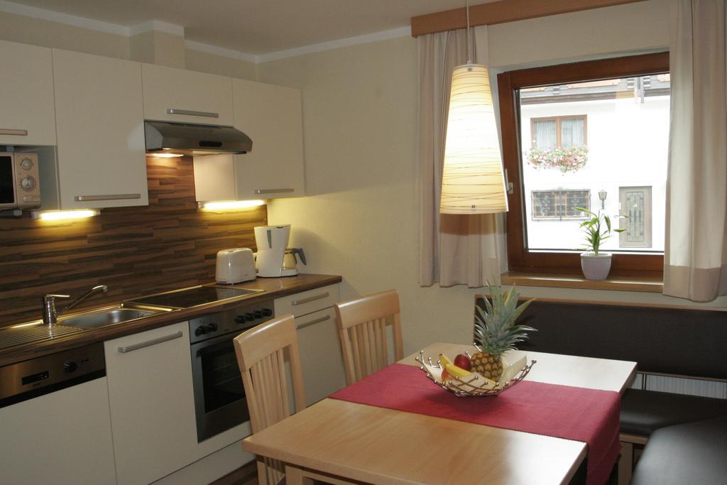 Edelweiss Apartments Schladming Room photo